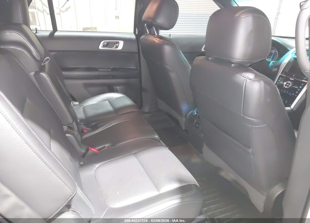 2015 FORD EXPLORER LIMITED VIN: 1FM5K8F85FGB08217