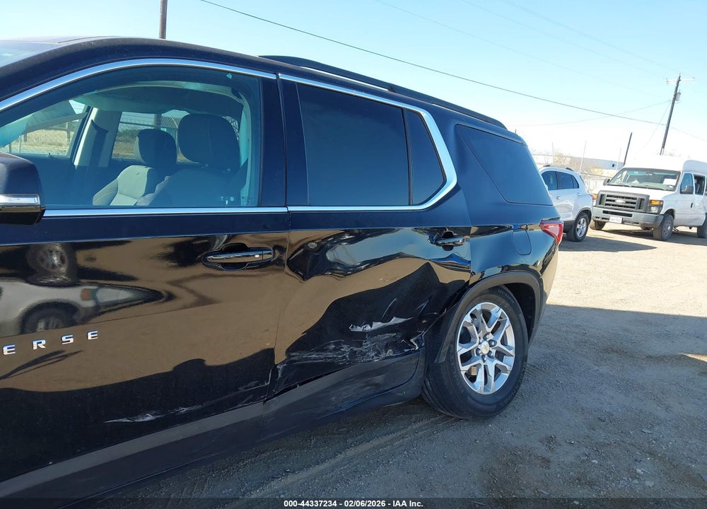 2020 CHEVROLET TRAVERSE FWD LT CLOTH VIN: 1GNERGKWXLJ316971