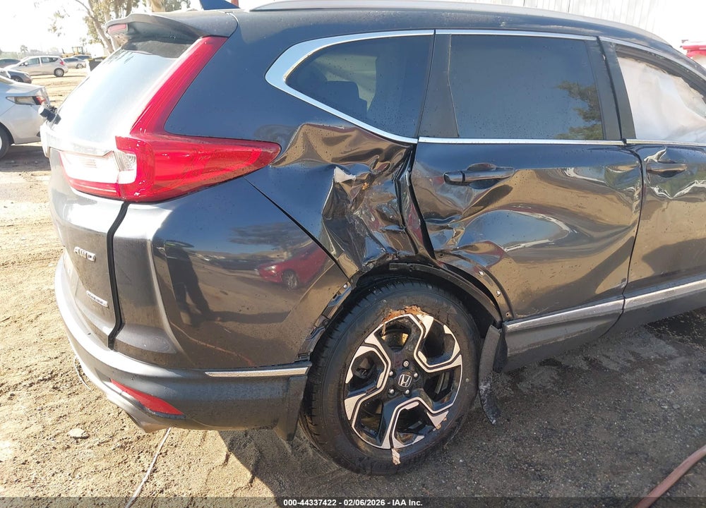 2019 HONDA CR-V TOURING VIN: 7FARW2H90KE031598