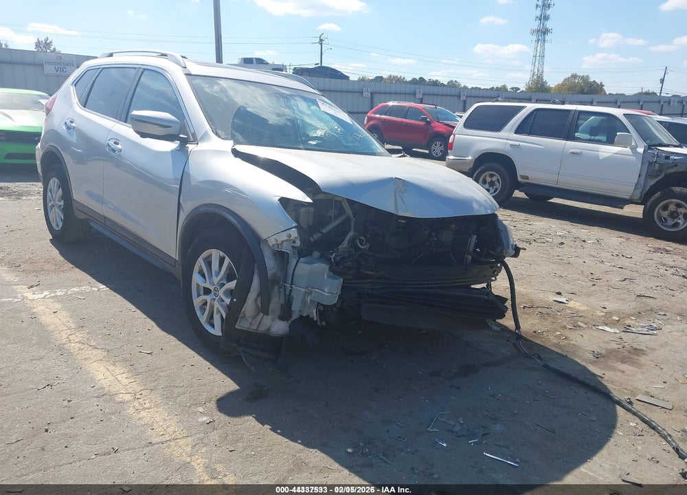 2018 NISSAN ROGUE SV VIN: 5N1AT2MT4JC836210