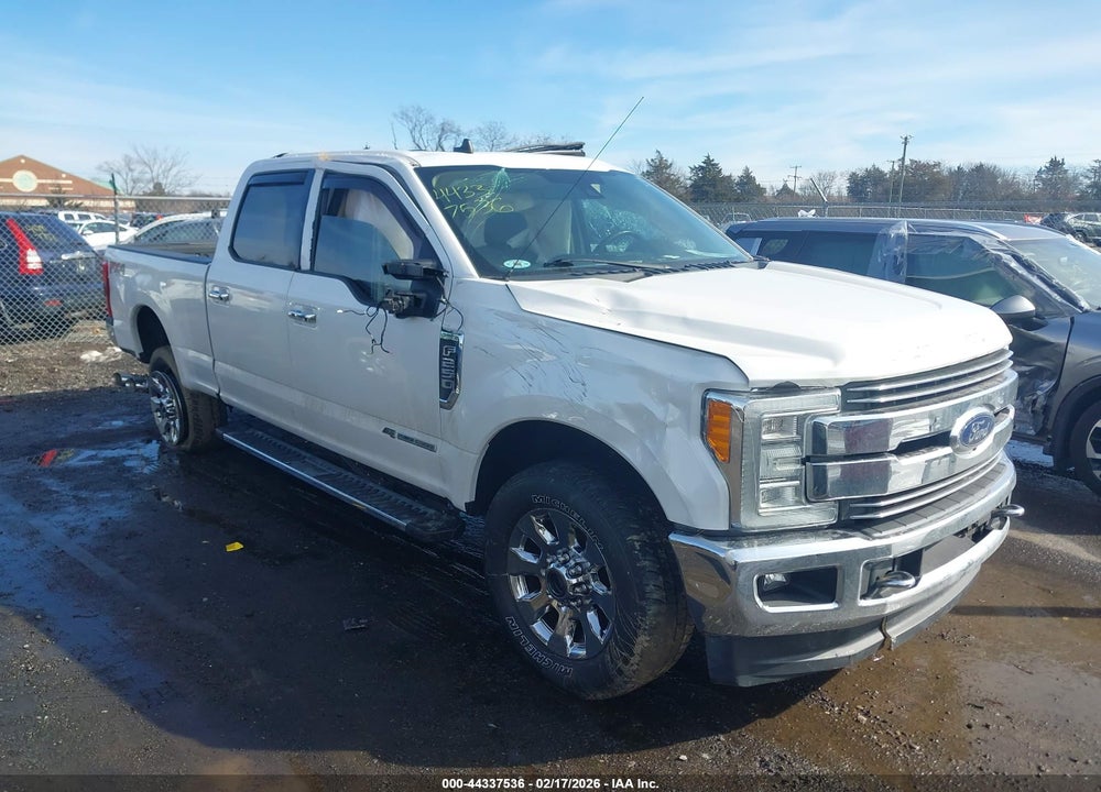 2019 FORD F-250 LARIAT VIN: 1FT7W2BT2KEG31452