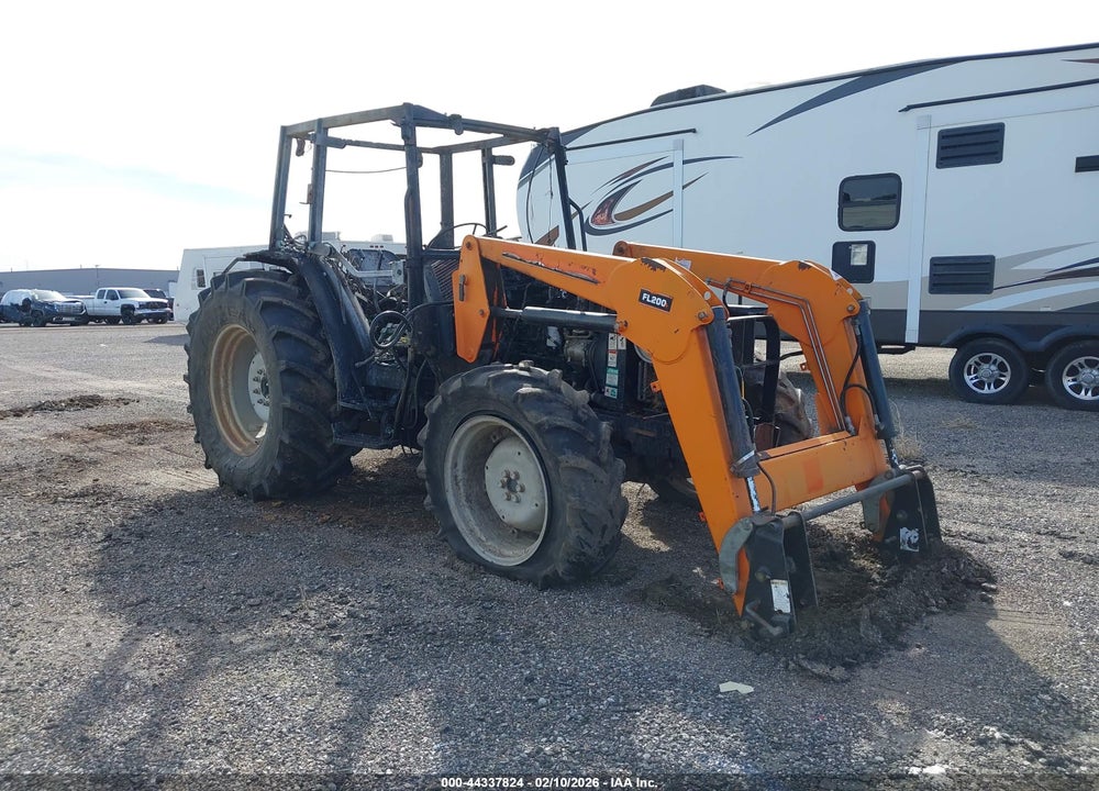 2005 AGCO GT75A TRACTOR VIN: 00GT75A4TP0340081