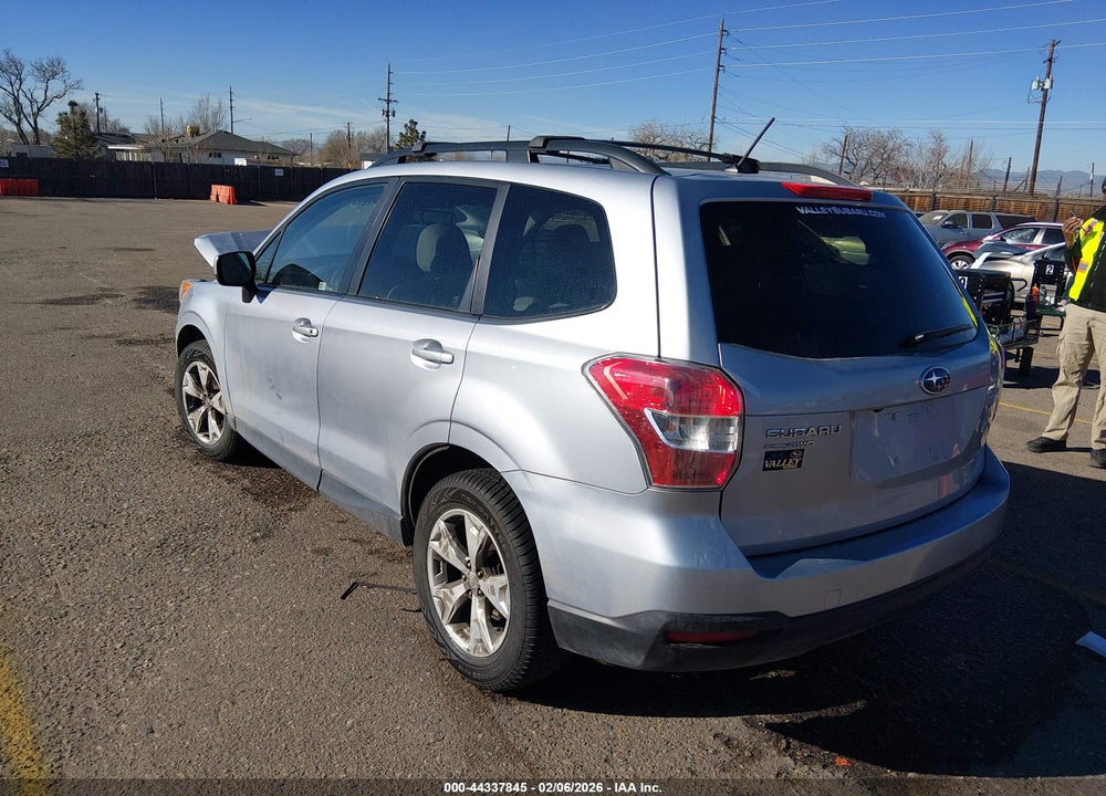 2015 SUBARU FORESTER 2.5I PREMIUM VIN: JF2SJADC7FH840739