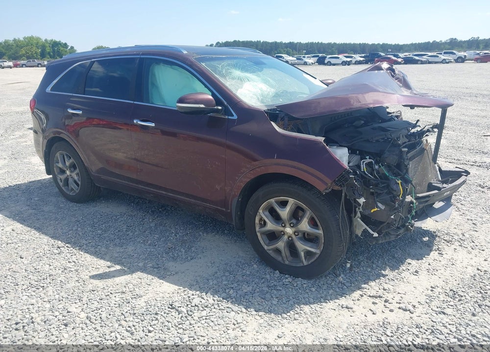 2016 KIA SORENTO 3.3L SX VIN: 5XYPK4A59GG129823