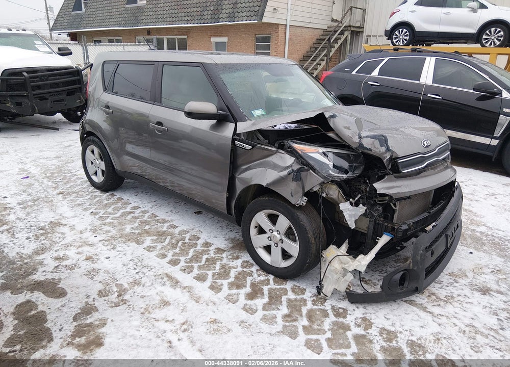2018 KIA SOUL VIN: KNDJN2A28J7524104