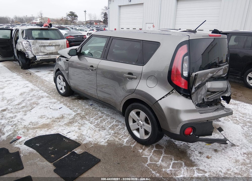 2018 KIA SOUL VIN: KNDJN2A28J7524104