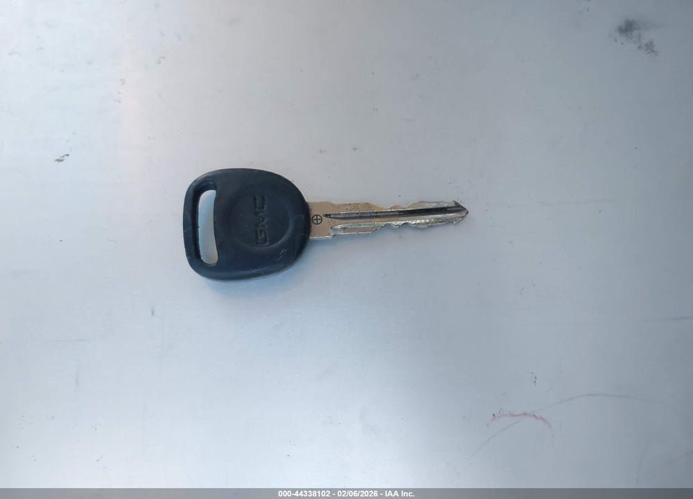 2007 GMC YUKON SLE VIN: 1GKFC13J97J121291