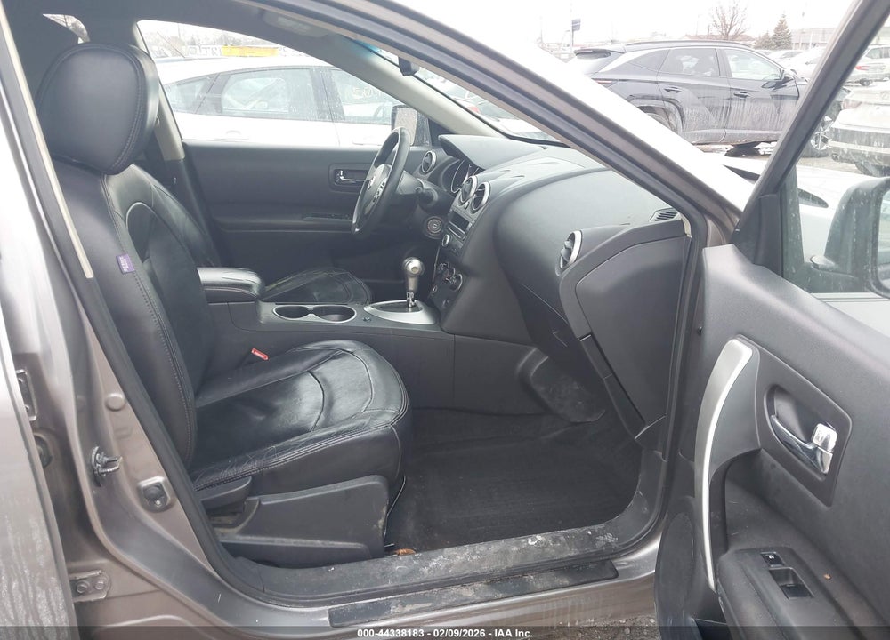 2010 NISSAN ROGUE S VIN: JN8AS5MT5AW007142