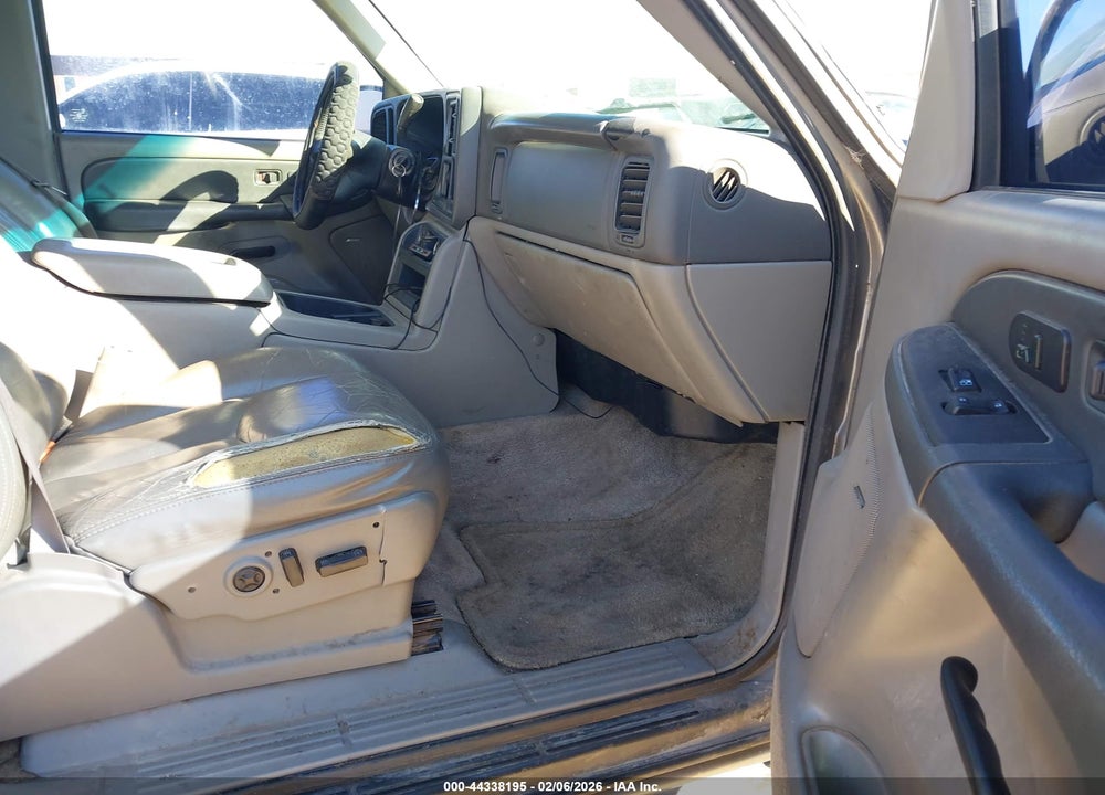 2003 CHEVROLET TAHOE LT VIN: 1GNEC13Z63J315033