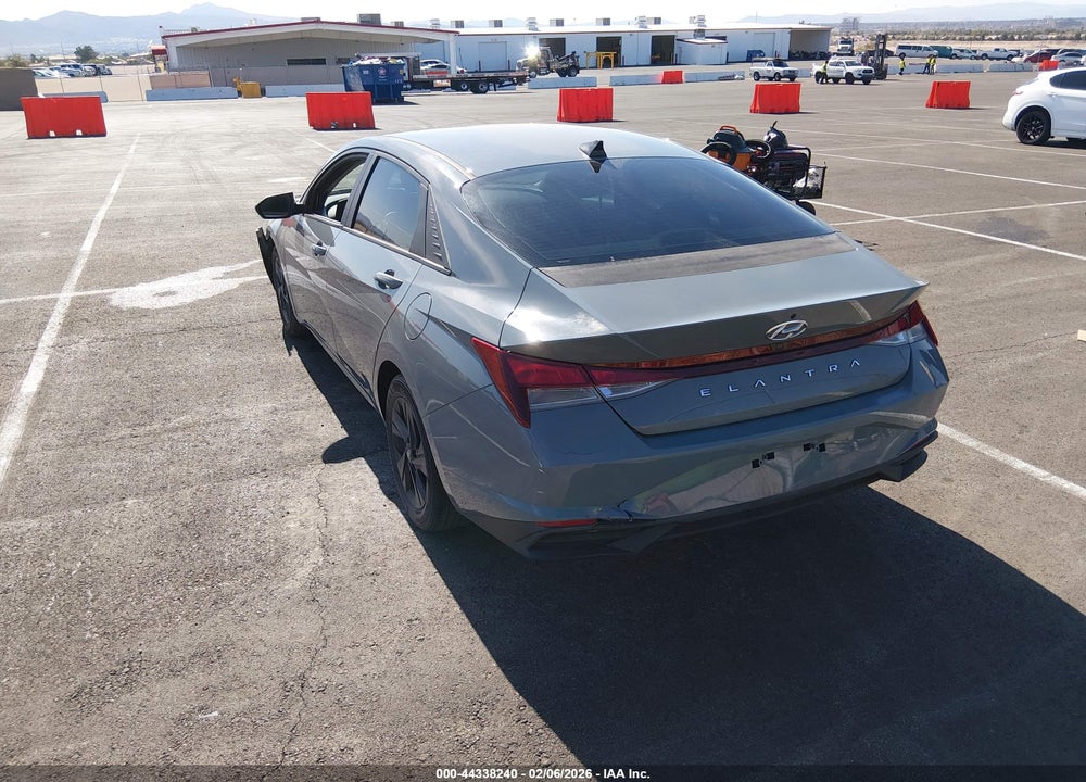 2021 HYUNDAI ELANTRA SEL VIN: KMHLM4AG0MU066398