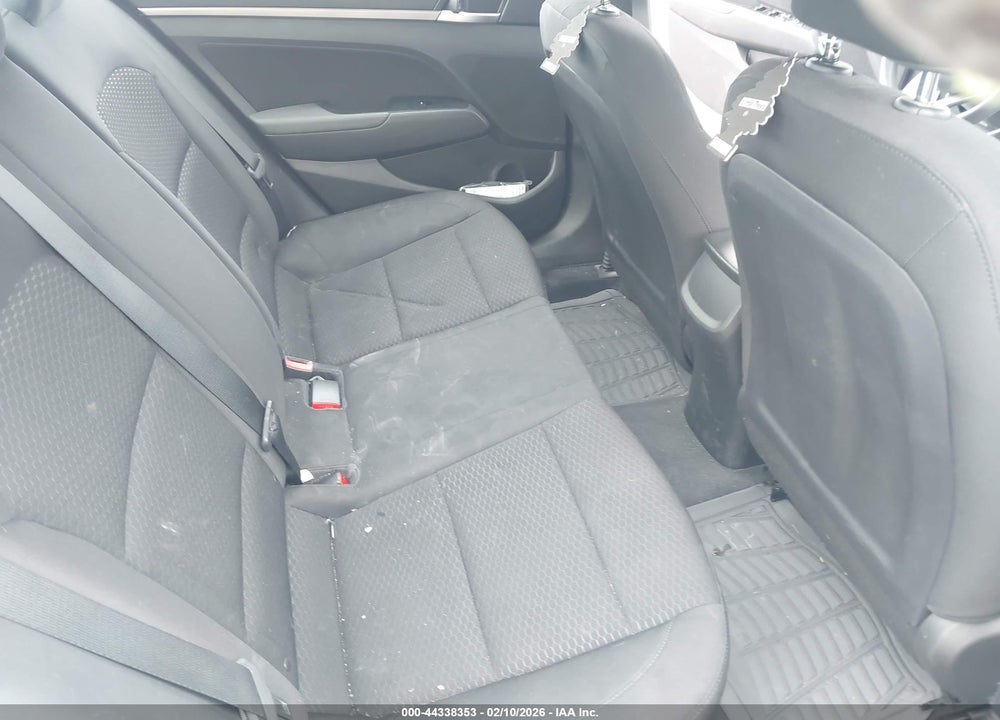 2019 HYUNDAI ELANTRA SEL VIN: 5NPD84LF0KH404827