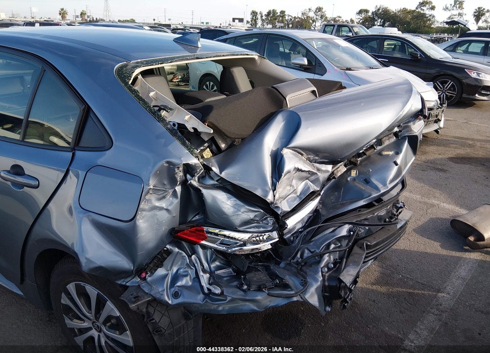 2022 TOYOTA COROLLA HYBRID LE VIN: JTDEAMDE7N3013768