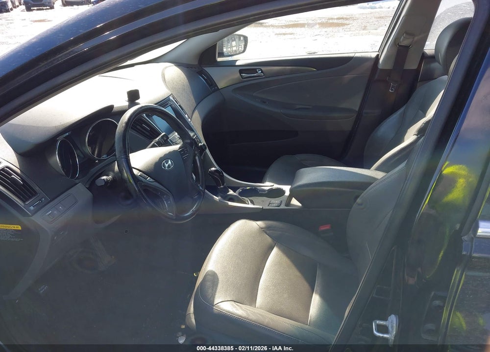 2015 HYUNDAI SONATA HYBRID LIMITED VIN: KMHEC4A40FA120997
