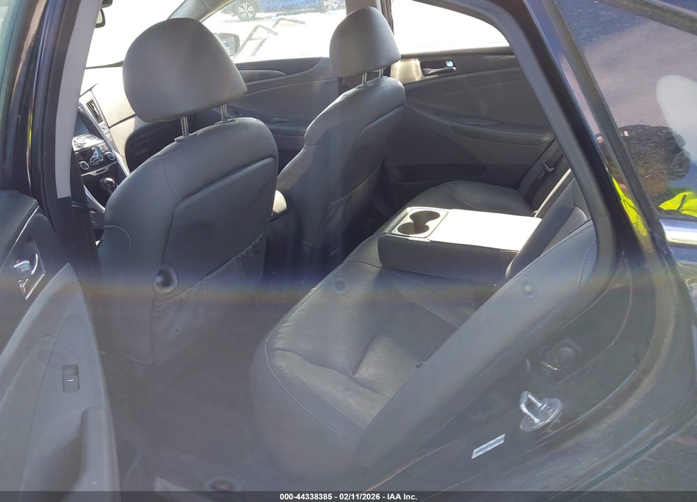 2015 HYUNDAI SONATA HYBRID LIMITED VIN: KMHEC4A40FA120997