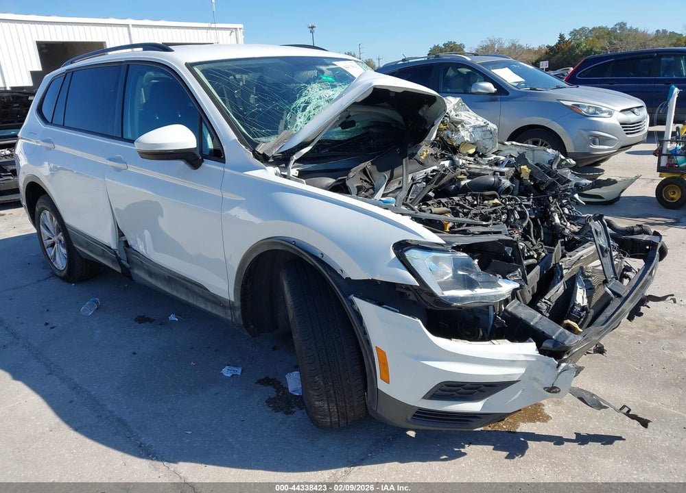 2018 VOLKSWAGEN TIGUAN 2.0T S VIN: 3VV1B7AX9JM053802