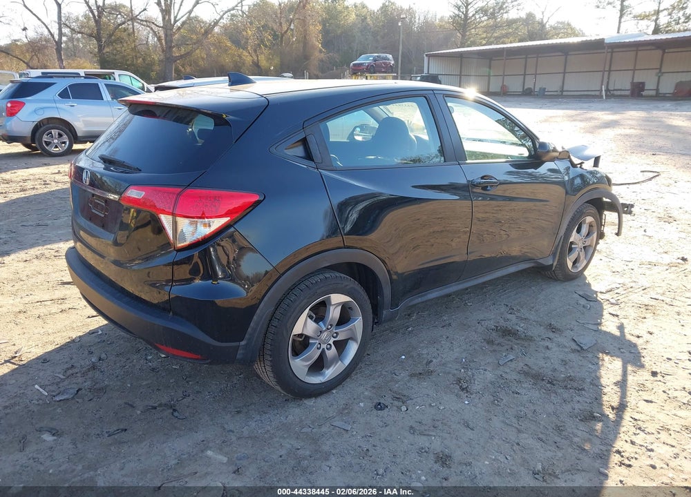2022 HONDA HR-V 2WD LX VIN: 3CZRU5H30NM707914