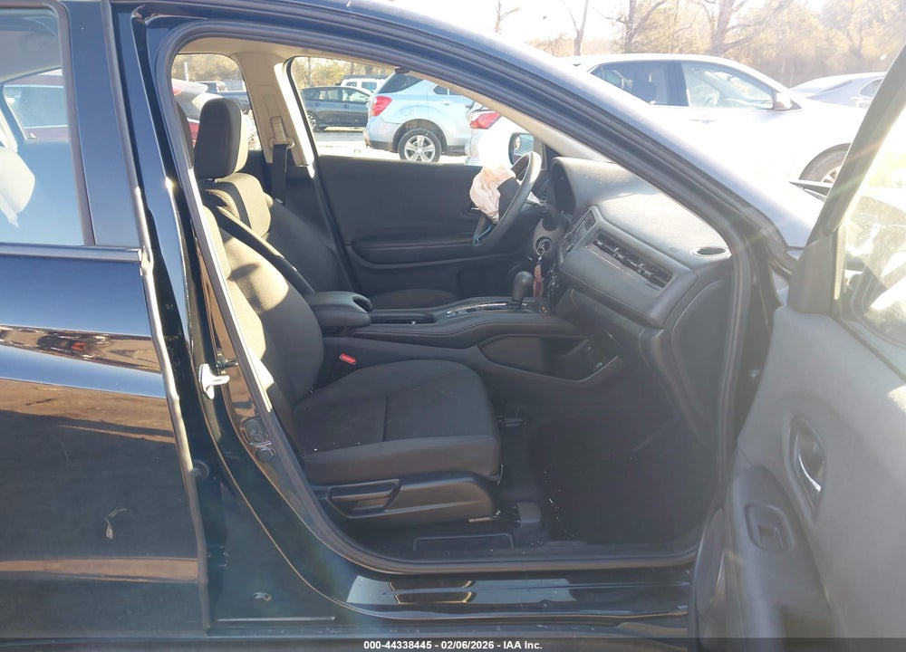 2022 HONDA HR-V 2WD LX VIN: 3CZRU5H30NM707914