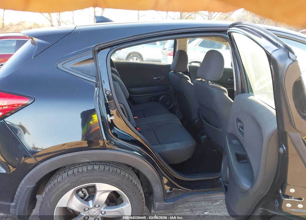 2022 HONDA HR-V 2WD LX VIN: 3CZRU5H30NM707914