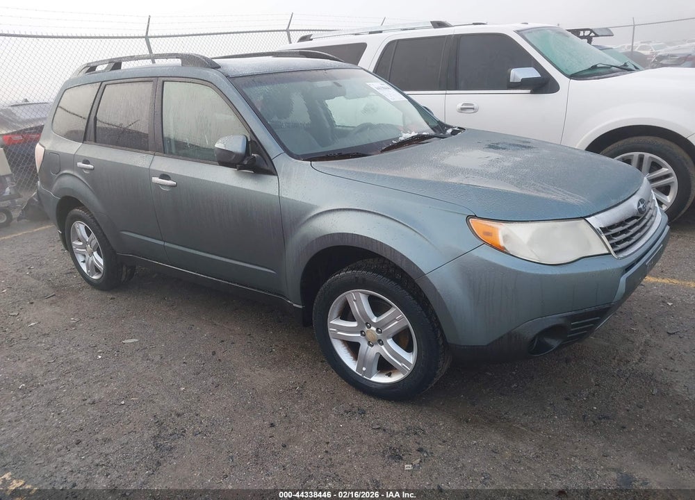 2010 SUBARU FORESTER 2.5X PREMIUM VIN: JF2SH6CCXAG912588