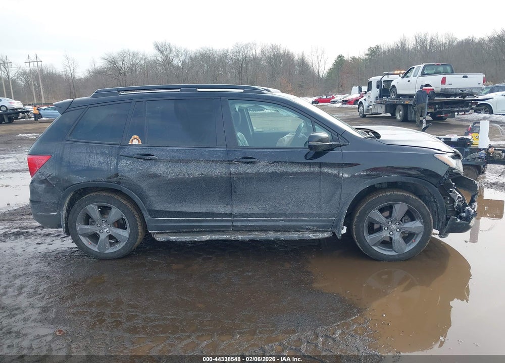 2021 HONDA PASSPORT AWD TOURING VIN: 5FNYF8H96MB010784