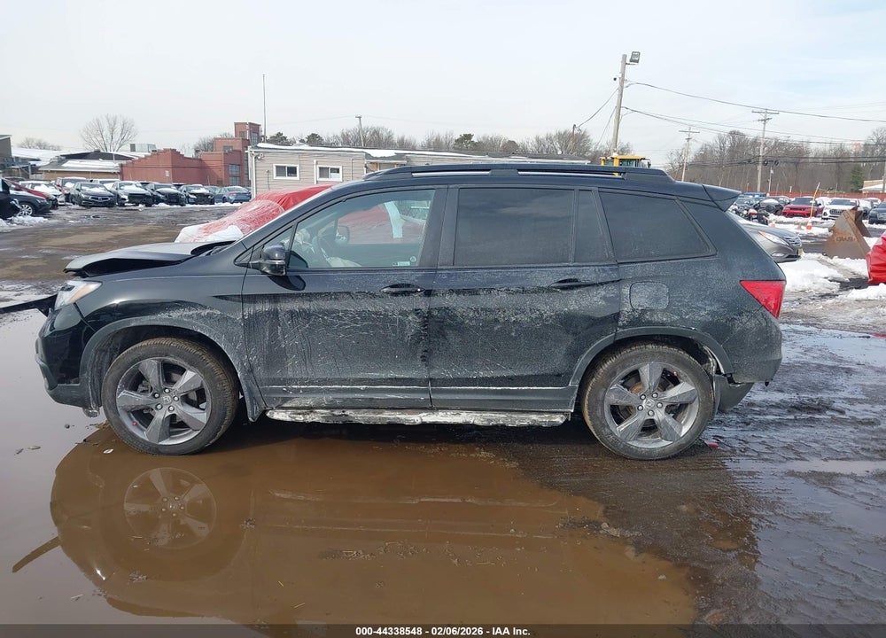 2021 HONDA PASSPORT AWD TOURING VIN: 5FNYF8H96MB010784