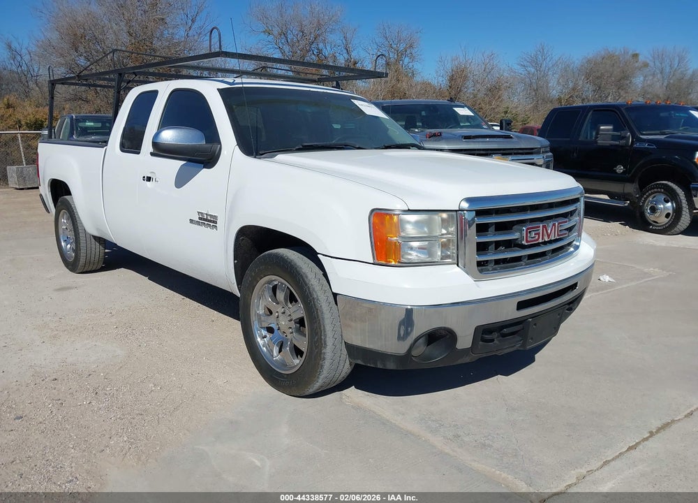 2013 GMC SIERRA 1500 SLE VIN: 1GTR1VE07DZ140199
