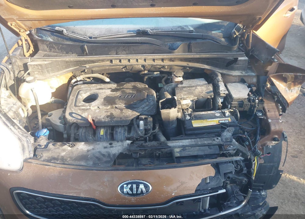 2018 KIA SPORTAGE LX VIN: KNDPMCAC6J7477621
