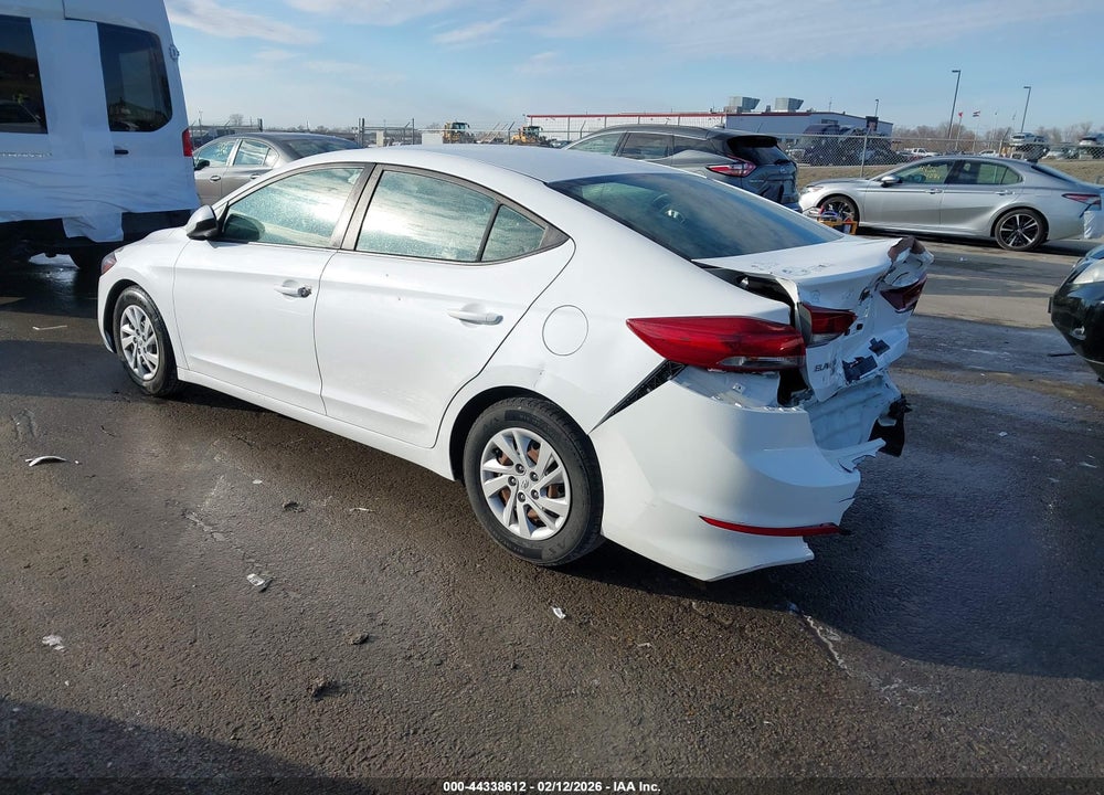2018 HYUNDAI ELANTRA SE VIN: 5NPD74LFXJH226233