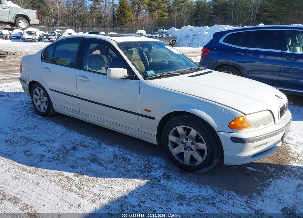 2000 BMW 323I VIN: WBAAM3348YCA89013