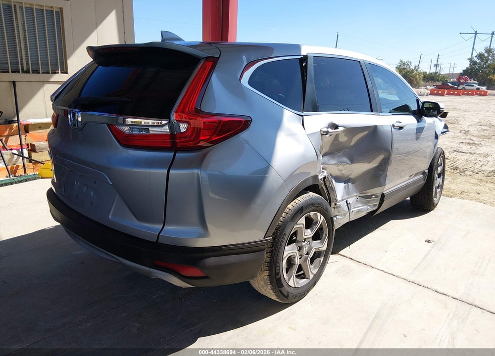 2018 HONDA CR-V EX VIN: 7FARW1H52JE040261