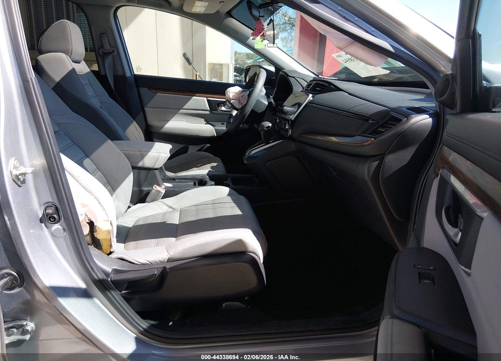 2018 HONDA CR-V EX VIN: 7FARW1H52JE040261