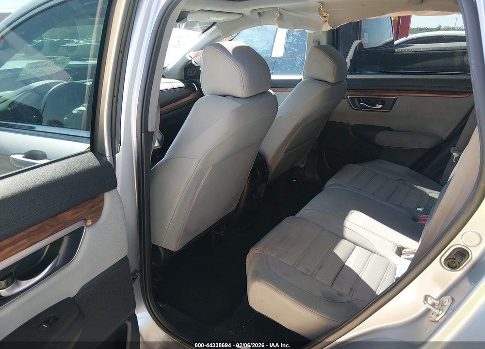 2018 HONDA CR-V EX VIN: 7FARW1H52JE040261