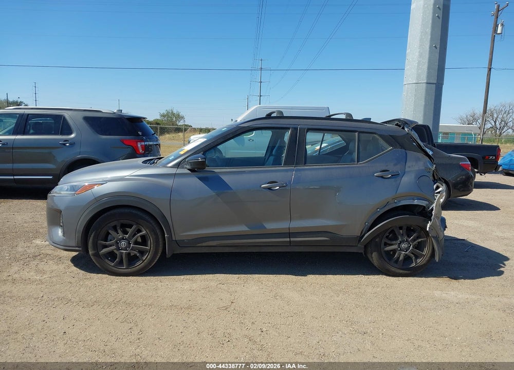 2021 NISSAN KICKS SR XTRONIC CVT VIN: 3N1CP5DV5ML551581