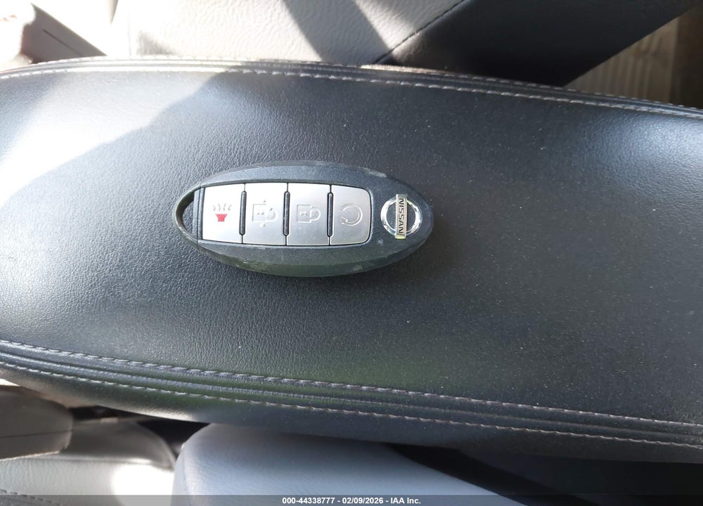 2021 NISSAN KICKS SR XTRONIC CVT VIN: 3N1CP5DV5ML551581