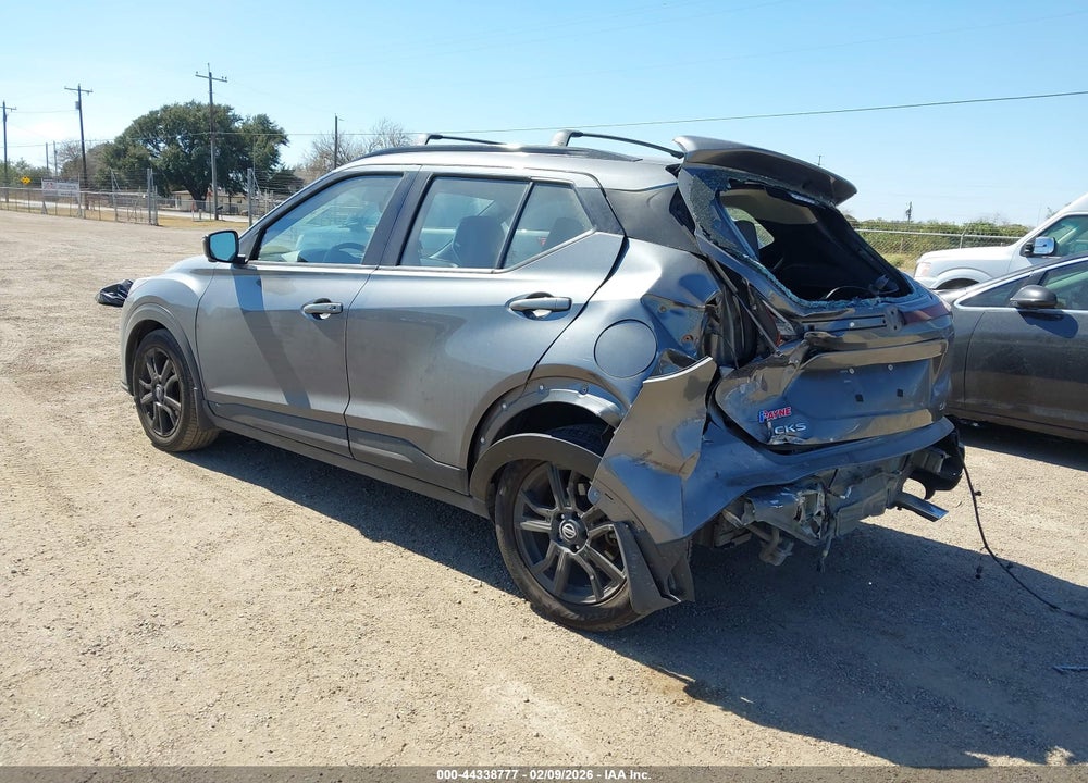 2021 NISSAN KICKS SR XTRONIC CVT VIN: 3N1CP5DV5ML551581