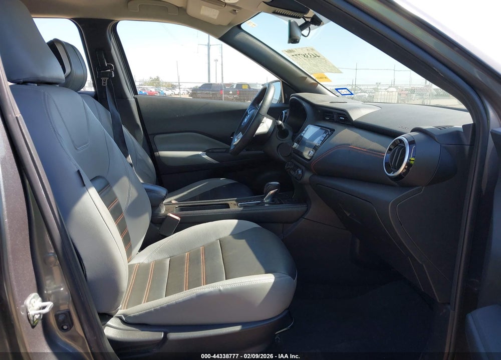 2021 NISSAN KICKS SR XTRONIC CVT VIN: 3N1CP5DV5ML551581