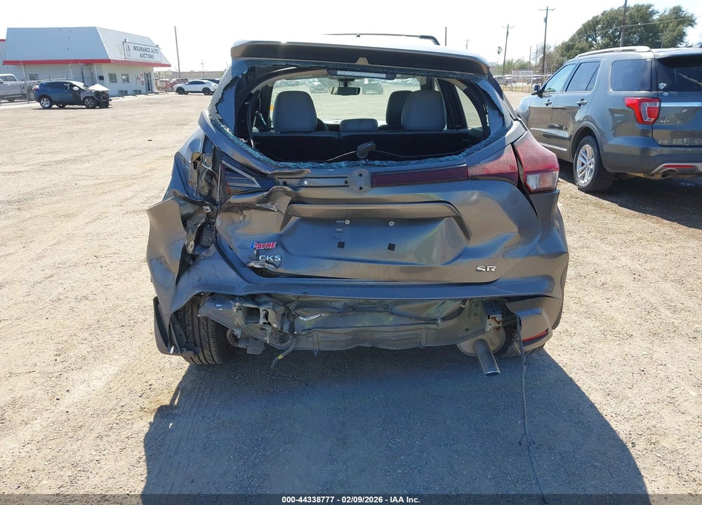 2021 NISSAN KICKS SR XTRONIC CVT VIN: 3N1CP5DV5ML551581