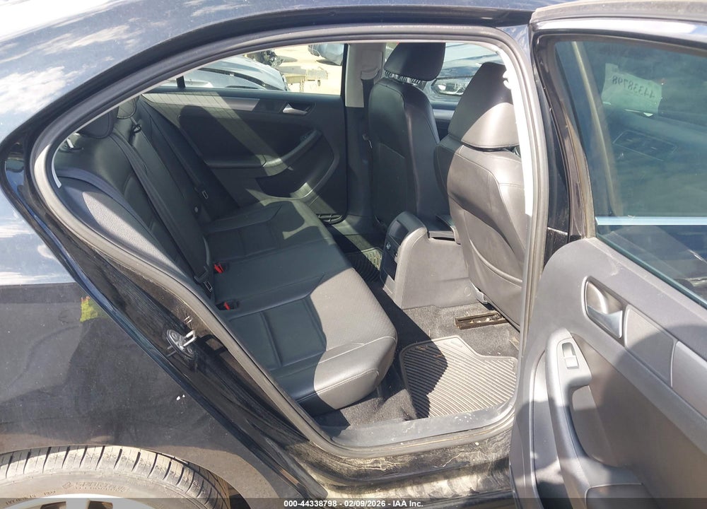 2014 VOLKSWAGEN JETTA 2.0L TDI VIN: 3VWLL7AJXEM444623
