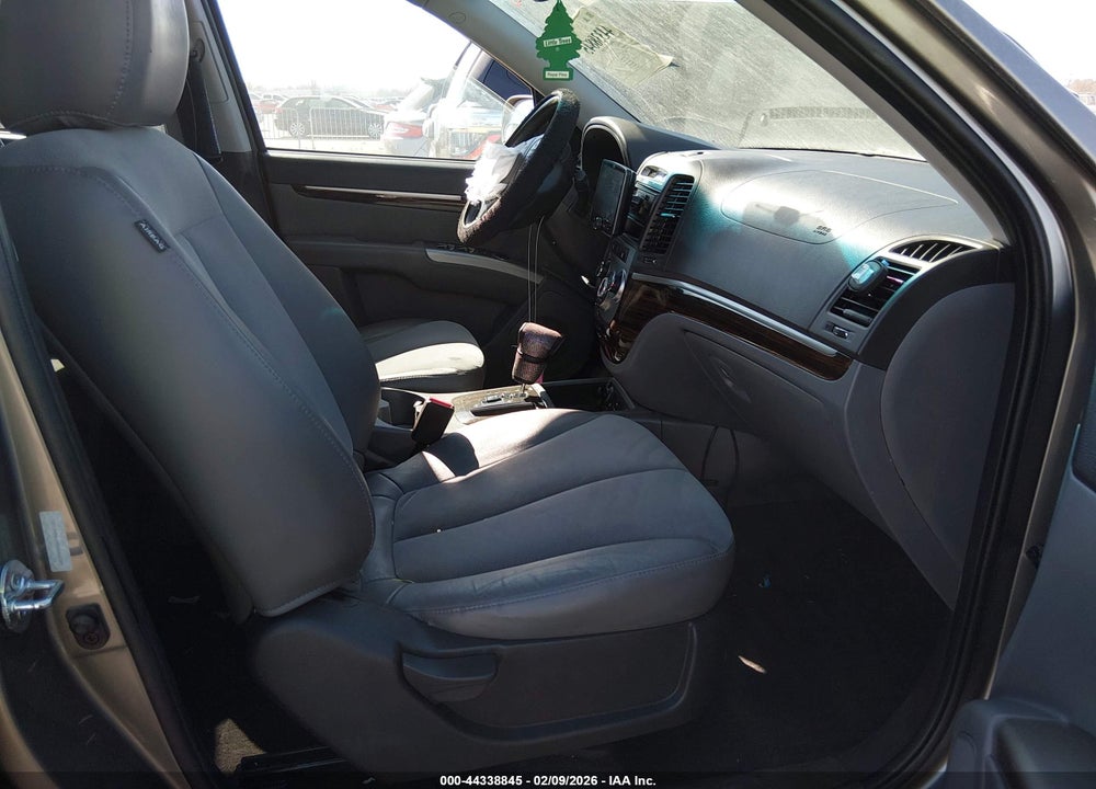 2011 HYUNDAI SANTA FE SE VIN: 5XYZHDAG4BG066289
