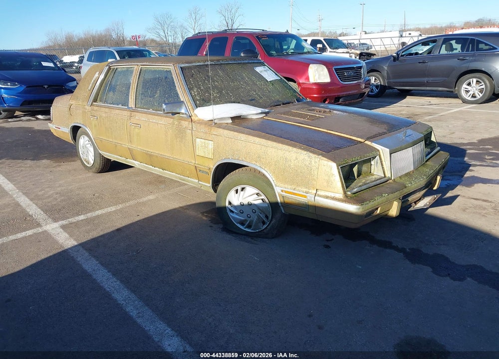 1985 CHRYSLER NEW YORKER VIN: 1C3BT56E2FC208053