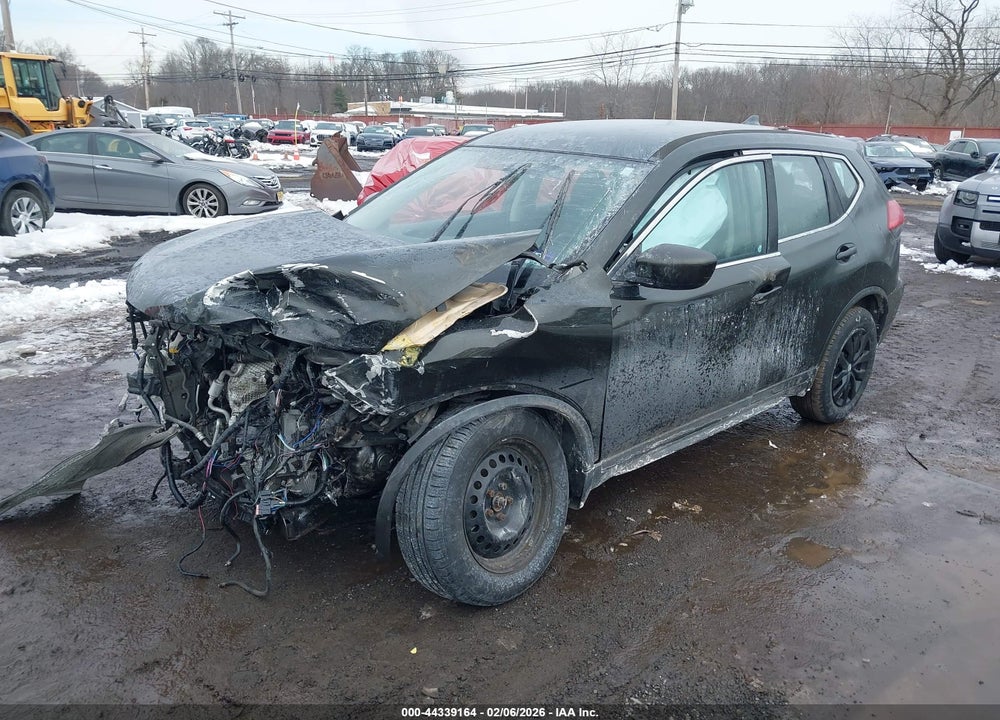 2017 NISSAN ROGUE S VIN: JN8AT2MV8HW013024