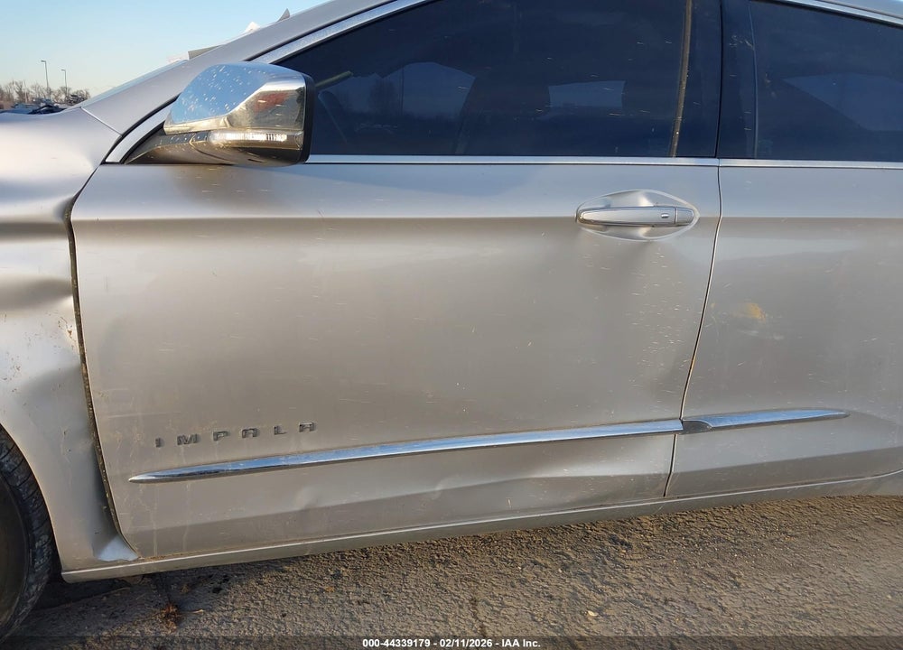 2017 CHEVROLET IMPALA 2LZ VIN: 1G1145S35HU137722