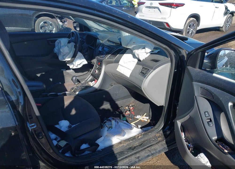 2016 HYUNDAI ELANTRA SE VIN: KMHDH4AE1GU601945