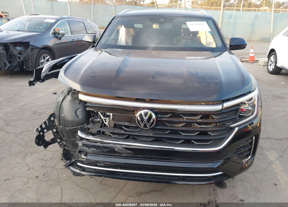2024 VOLKSWAGEN ATLAS CROSS SPORT 2.0T SEL R-LINE VIN: 1V2AE2CAXRC230564