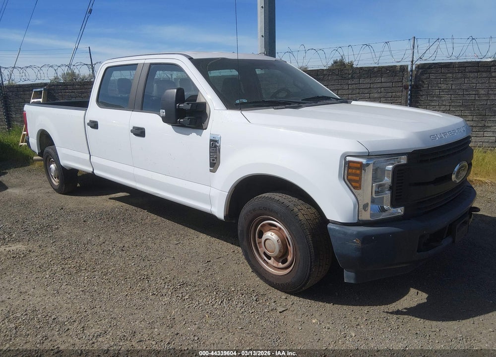 2018 FORD F-250 XL VIN: 1FT7W2A65JEB98235