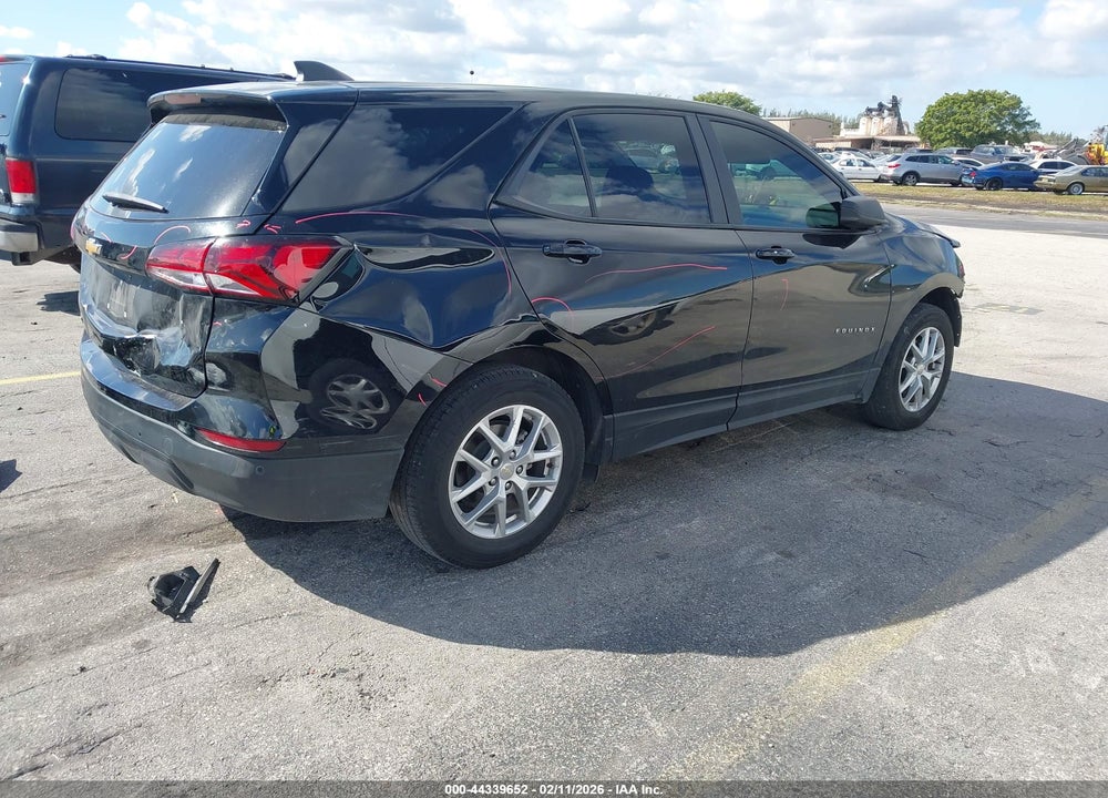 2024 CHEVROLET EQUINOX FWD LS VIN: 3GNAXHEG0RL326702