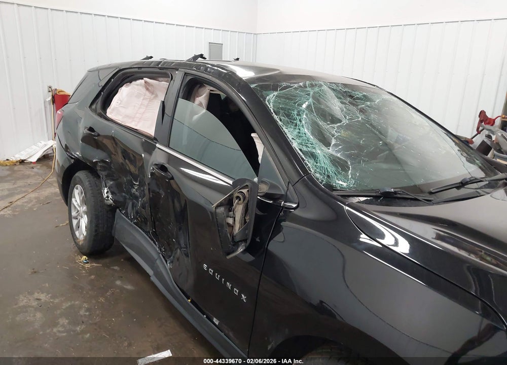 2019 CHEVROLET EQUINOX LT VIN: 3GNAXUEV1KL119877
