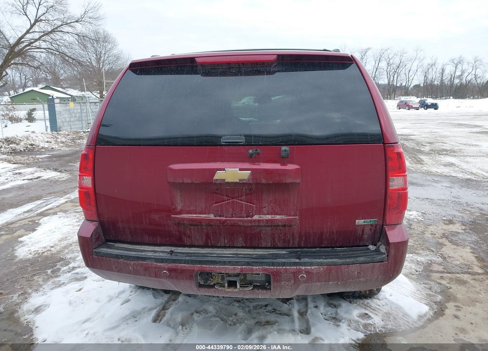 2011 CHEVROLET TAHOE LT VIN: 1GNSKBE08BR286757