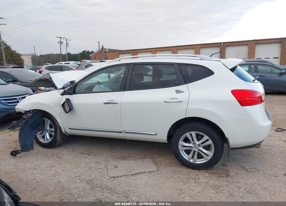 2015 NISSAN ROGUE SELECT S VIN: JN8AS5MV7FW770725