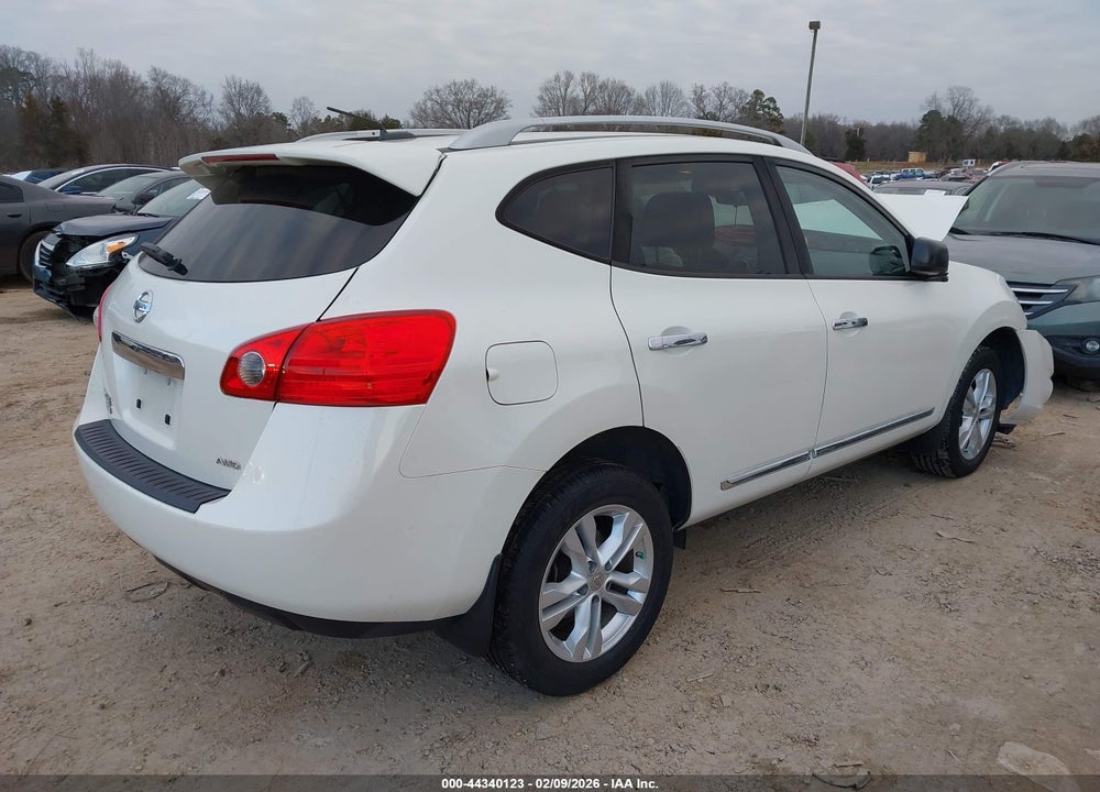 2015 NISSAN ROGUE SELECT S VIN: JN8AS5MV7FW770725
